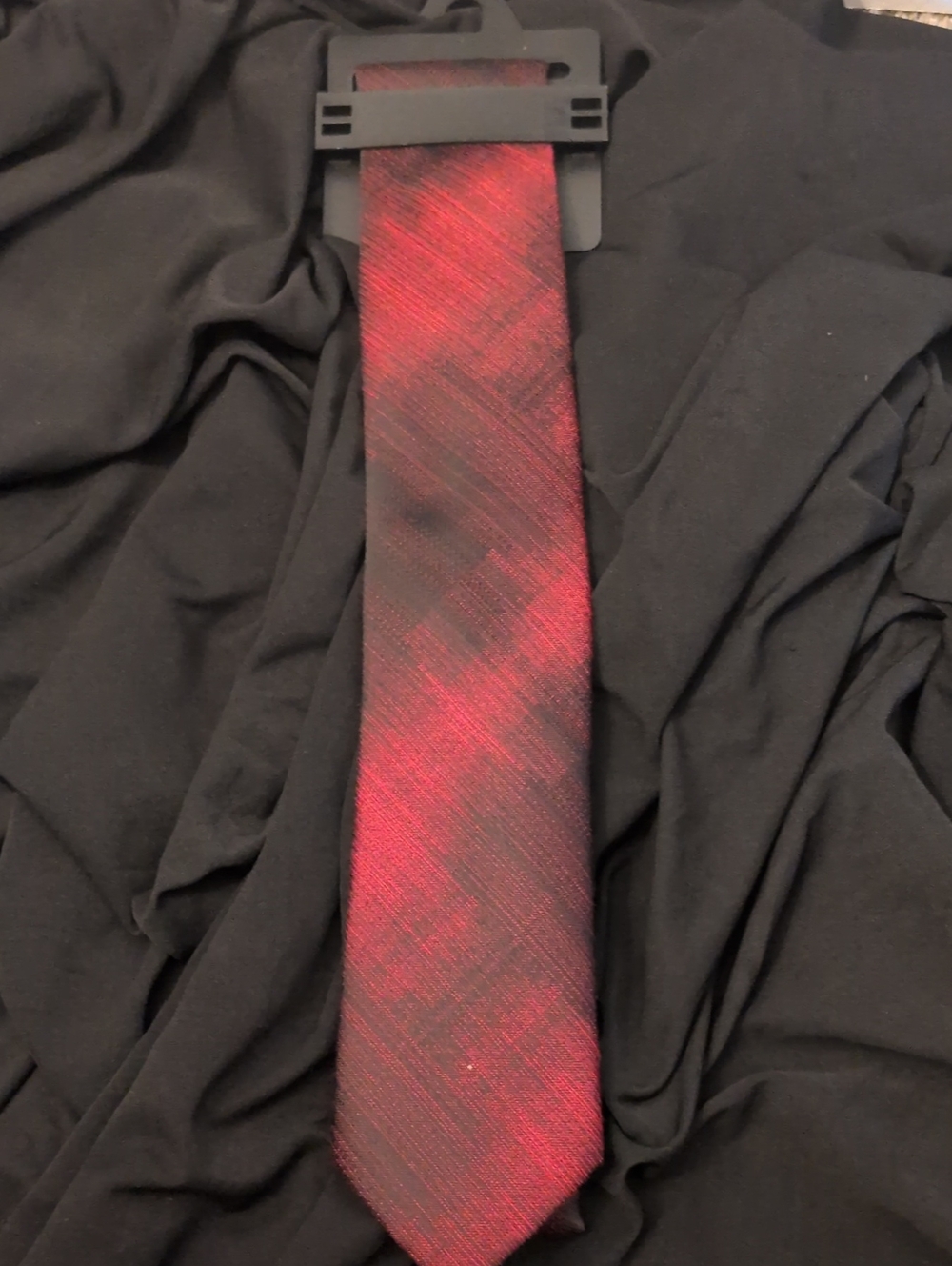 Van Heusen Red Textured Tie